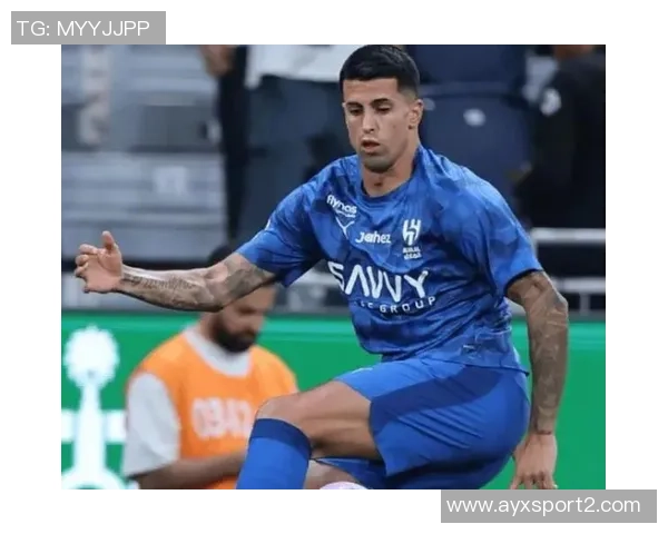 德天空报道莱万不愿在一月离开巴萨坎塞洛交易中未考虑他 德天空报道莱万不愿在一月离开巴萨坎塞洛交易中未考虑他