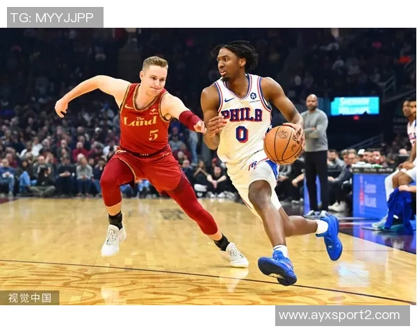 华子与米切尔再度交锋谁能在后天的对决中胜出