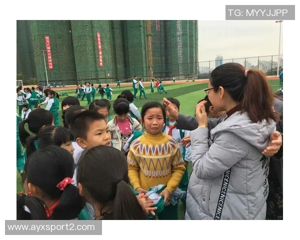 弗拉格解读麦克朗手势背后的比赛乐趣与激情 弗拉格解读麦克朗手势背后的比赛乐趣与激情